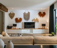 Villa The Beach Villa Cemagi, TV Salle des médias